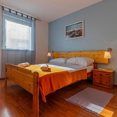Apartment Lola Μεντουλίν Εξωτερικό φωτογραφία
